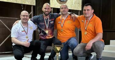 Арсеналец е капитан на шампионите на България по дартс