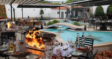 Новата градина на ресторант „Орешака”: Вълшебство от огън и вода, светлина и уют
